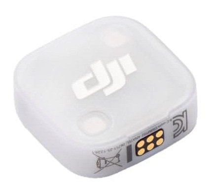 DJI Mic Mini 2 の送信機（白・背面のマグネット）